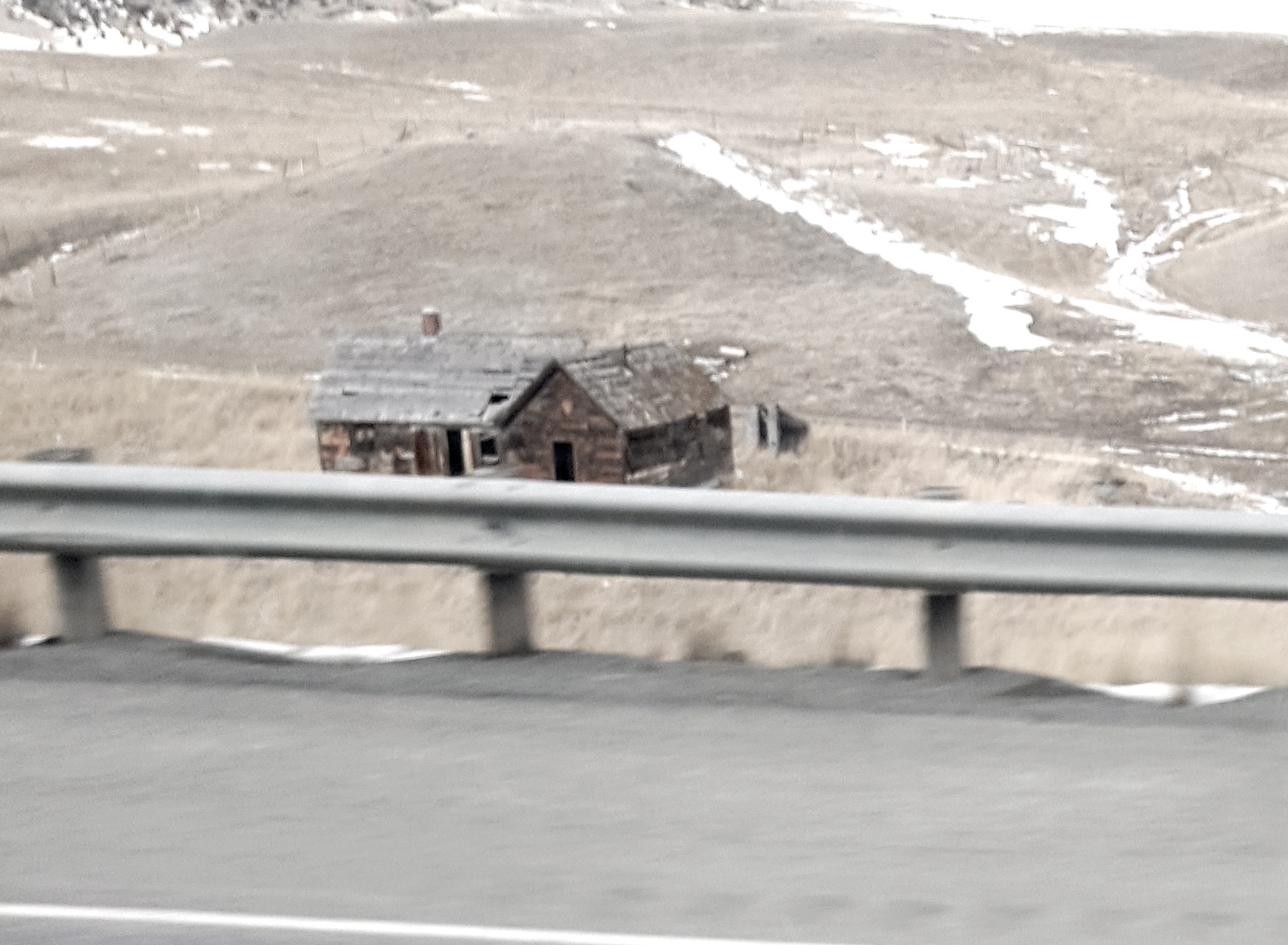 The Shores of the Interstate